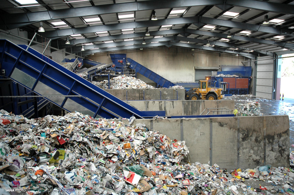 بررسی تجربیات کشورهای مختلف در خصوص بازیافت ضایعات